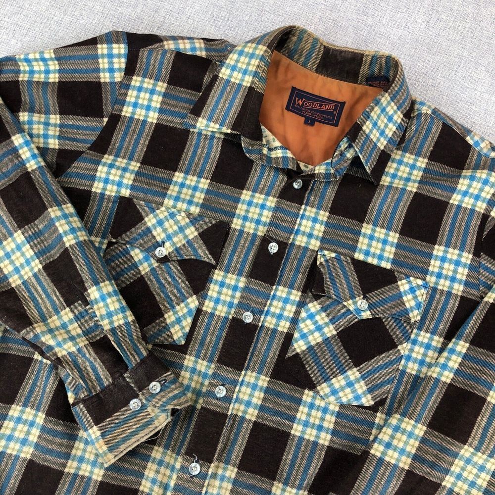 Woolrich Men's Blue and Brown Plaid Casual Button Down Shirt